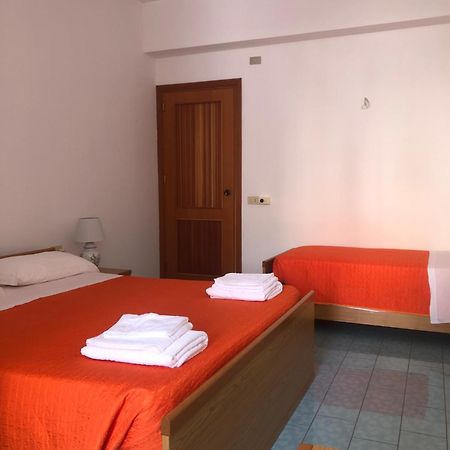 Hotel Ariston Isola di Ustica Екстериор снимка