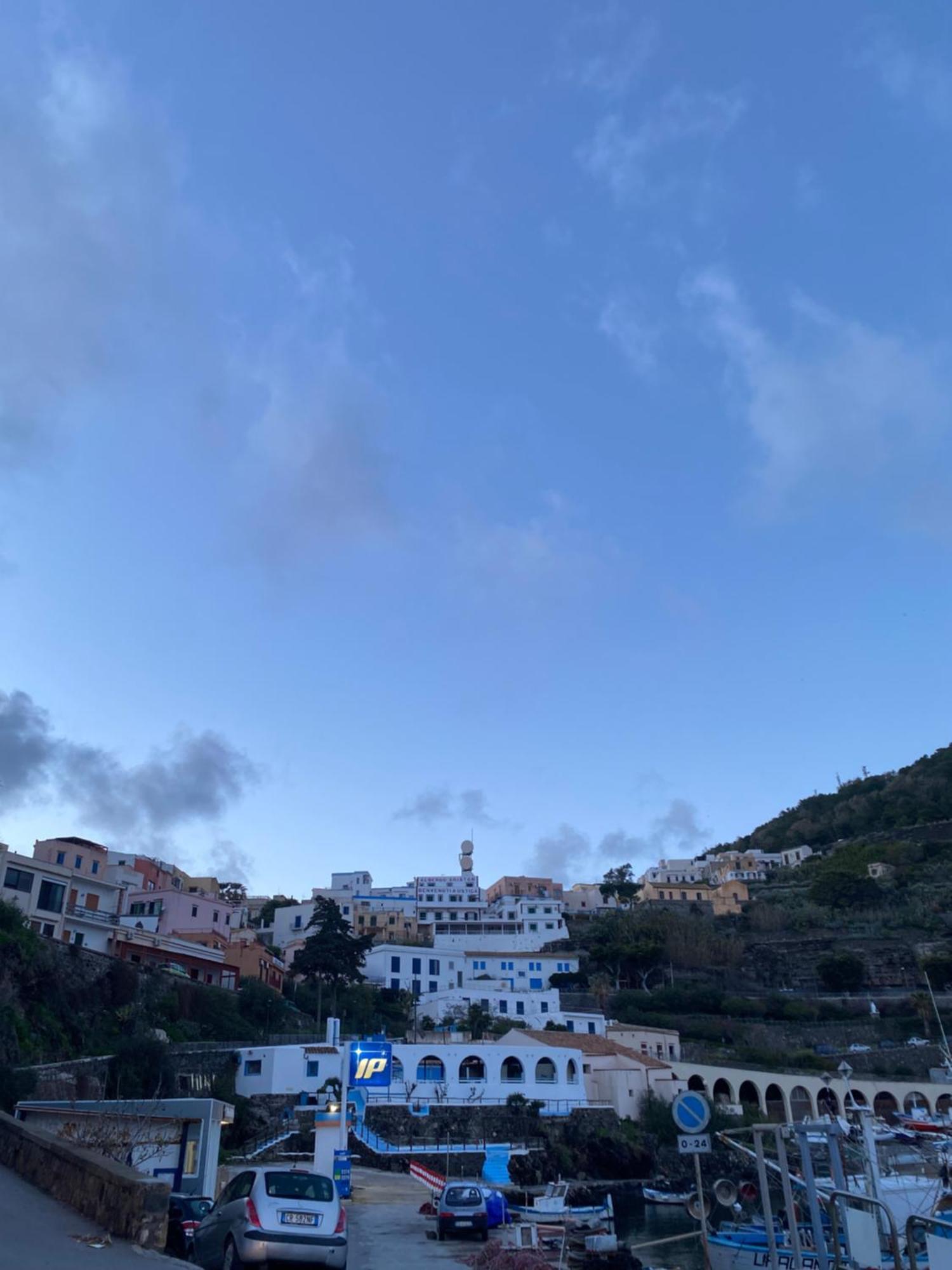 Hotel Ariston Isola di Ustica Екстериор снимка